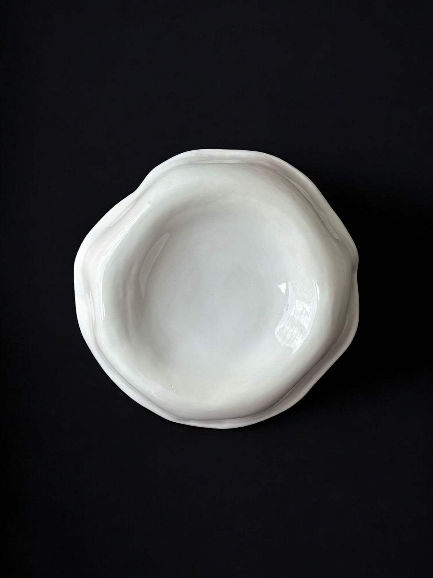 El Yapımı Beyaz Seramik Tabak