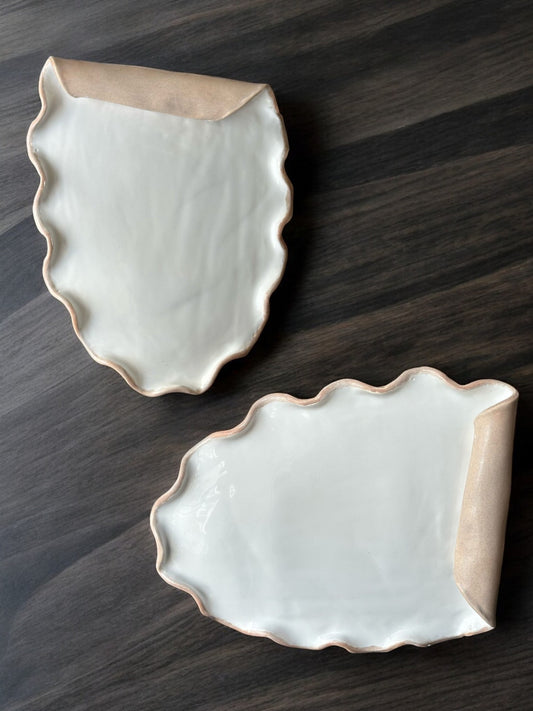 El Yapımı Seramik Peynir Tabağı